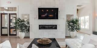 The Mark on Solon Gallery 16