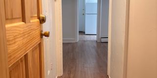 2nd Floor 2 Bedroom Apartment in Downtown York City Gallery 3
