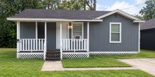 MOVE-IN SPECIAL! $500 Deposit + $500 First Month’s Rent! MOVE-IN SPECIAL! $500 Deposit + $500 First Month’s Rent! Gallery 1