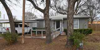 Handicap Accessible 2 Bed 1 Bath With Huge Yard In Burkburnett! Gallery 1