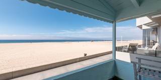 530 The Strand Gallery 2