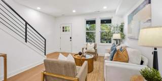 1529 ISHERWOOD Street NE Gallery 4