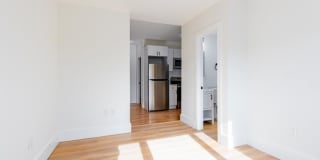 633 East 6th St. Gallery 6