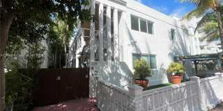 220 Collins Ave Gallery 1