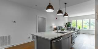 411 Fairpoint Street Gallery 16