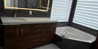 3142 SW 173rd Ter Gallery 13