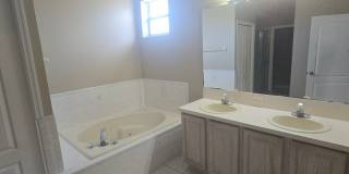 Remodeled 3 bed 2 bath home Gallery 13