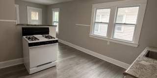 15619 School Avenue - Upstairs Gallery 8