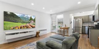250 N Broadway Gallery 1
