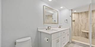 4141 BAYSHORE Boulevard Gallery 13