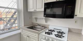 118 ADAMS ST Gallery 1