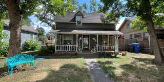 Adorable Duplex Near Downtown Loveland Gallery 1