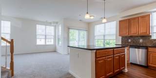 Riverside Apartments Gallery 24