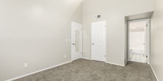 Townhome in Phoenix Gallery 17