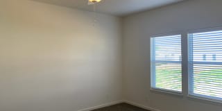 Avalon Bluffs Gallery 16