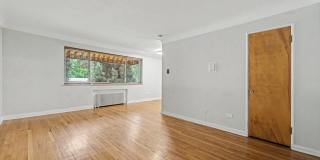 Bright Updated 2-Bed Condo with Vintage Charm Near Wash Park & Cherry Creek Gallery 14