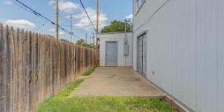 4320 52nd Street Gallery 23
