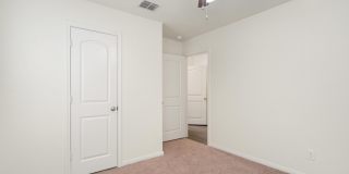 3923 Southton View Gallery 19