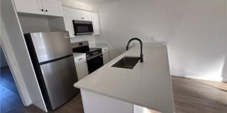 4523 Palm Beach Boulevard Gallery 6
