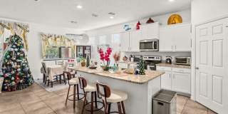 6545 NW Oaklawn Way Gallery 9