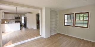 1010 N Hampton Dr NE Gallery 4