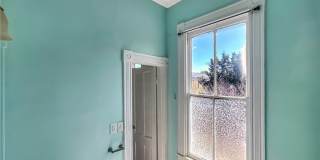 206 W 39th Street Gallery 19