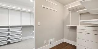 1921 Walthall Drive NW Gallery 21