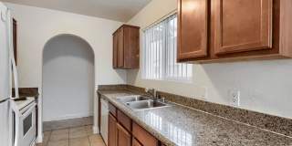 A Spacious and Stylish 2 Bed / 2 Ba Condo Gated Community Gallery 9