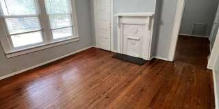 3 bedroom home Great location! Gallery 1