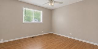 6847 Hawthorne Lane Gallery 10