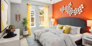 AMLI at Uptown Gallery 7