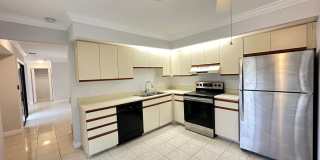 PGA National Beautiful 2 Bedroom 3 Bath Corner Townhouse Gallery 6