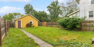 Charming 3-Bed Dutch Colonial with Modern Updates & Massive Yard – Minutes from German Village! Gallery 38