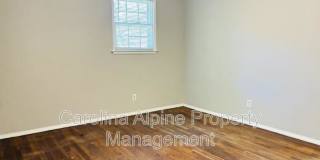 5015 Grapevine Gallery 14
