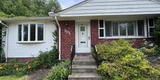COMING SOON - Beautiful and spacious 4Bed/2Bath Rambler in Rockville! COMING SOON - Beautiful and spacious 4Bed/2Bath Rambler in Rockville! Gallery 1