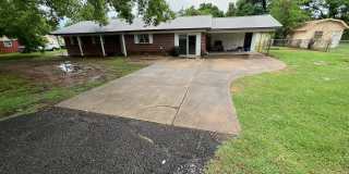 309 Stadium Dr Gallery 1