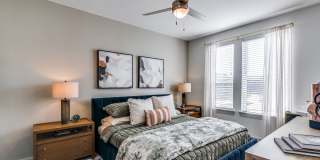 Rylan at Gateway Gallery 10