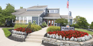 Island Club Gallery 17