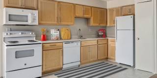 Farmington Oaks Gallery 12