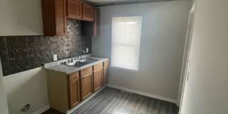 Cozy Two Bedroom! Available Now! Section 8 Welcomed Gallery 6