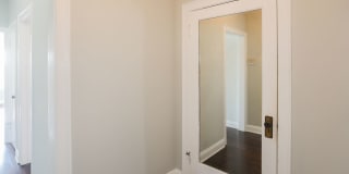 4808 North Paulina Apt. Gallery 26