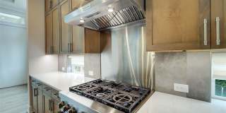 5Bd/4Ba Bellevue House Gallery 9