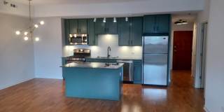 4350 N Broadway Gallery 1