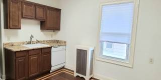 254 W Franklin St Gallery 7