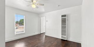 2440 B Avenue Gallery 3
