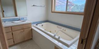 Beautiful Single Family Home In Beaverton  Showings Start 7/6 Gallery 14