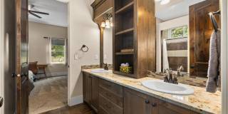 Luxury Furnished 4-Bedroom Home in Eagle's Bella Terra Neighborhood Gallery 31