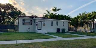 2910 SW 103rd Place Gallery 1