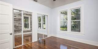 271 S Willow Avenue Gallery 8