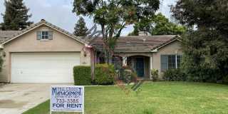 3 Bedroom 2 Bathroom Home in SW Visalia! Close to Shopping and Restaurants! Gallery 1